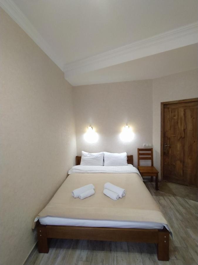 Hotel Gogichas Tower Borjomi Exterior foto