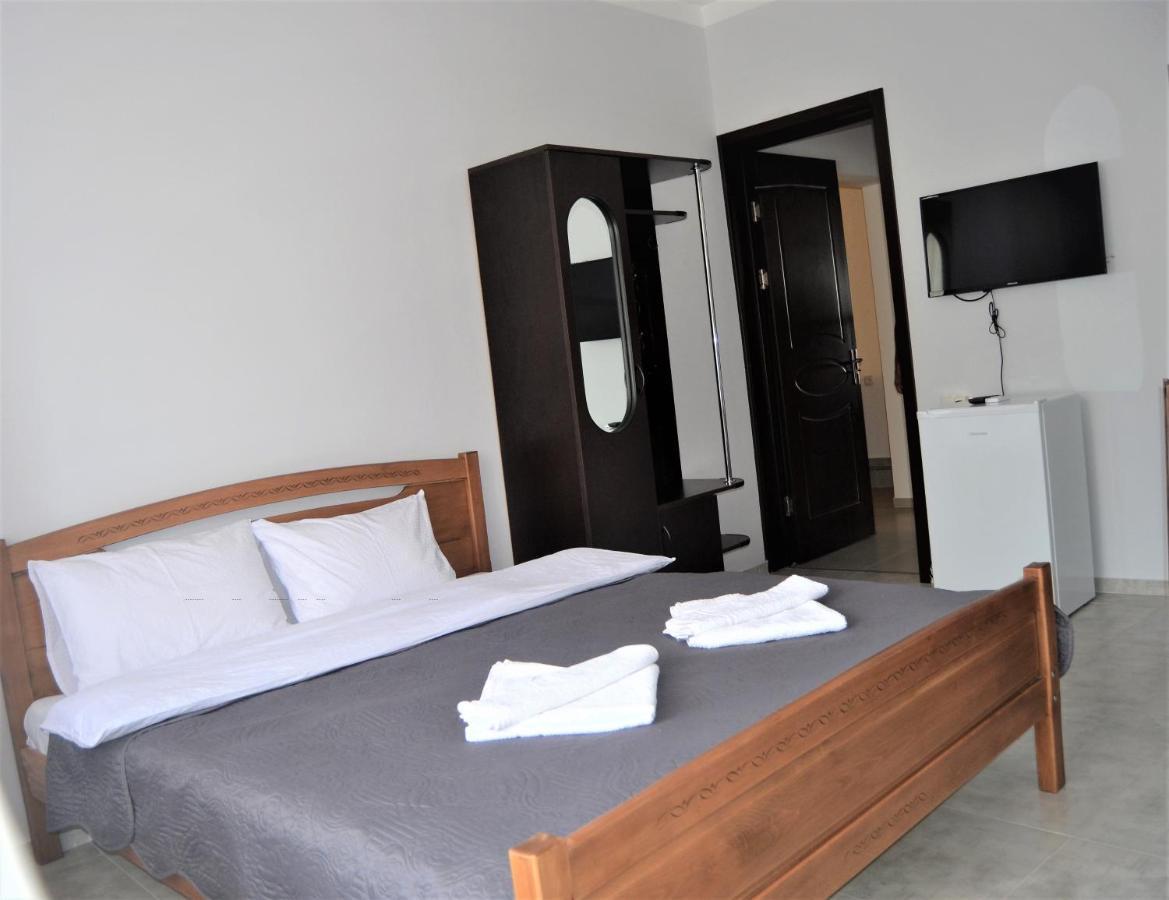 Hotel Gogichas Tower Borjomi Exterior foto